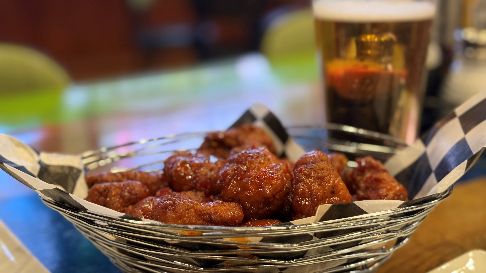 Boneless wings and pint of beer